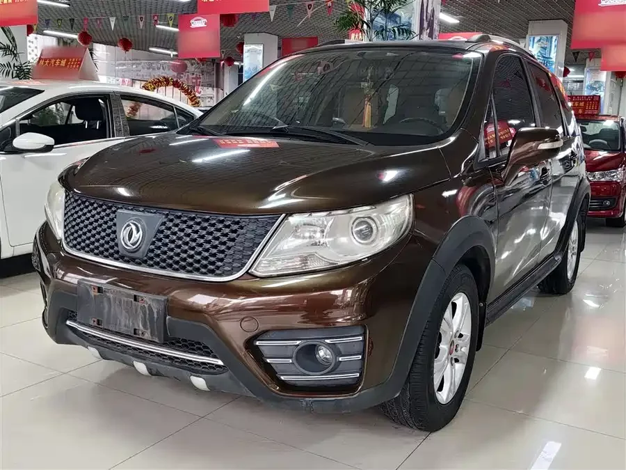 Dongfeng Jingyi X3