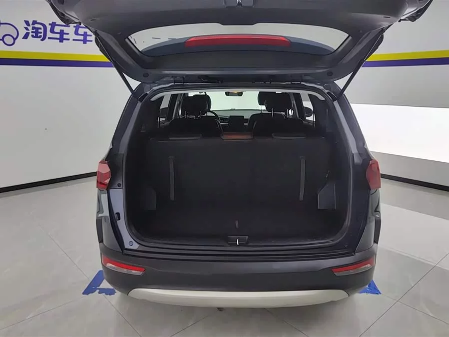 Hyundai Custo