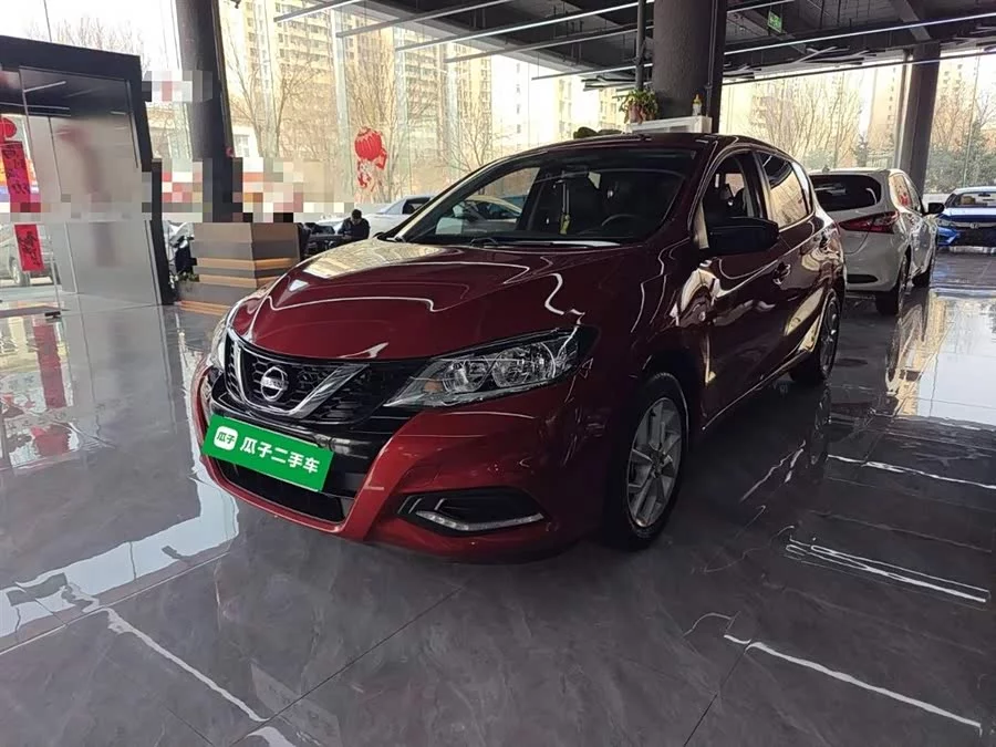 Nissan Tiida