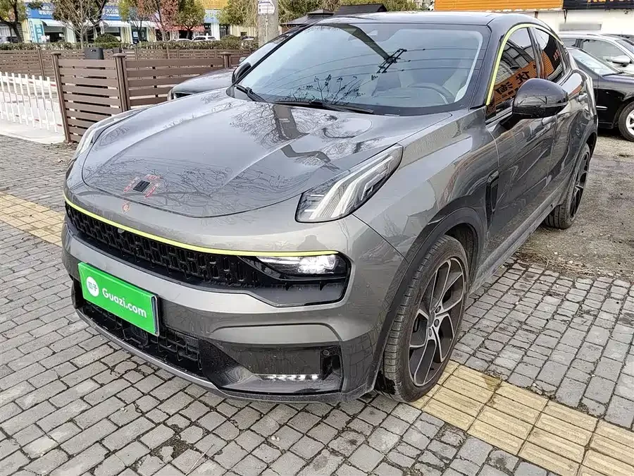 Lynk & Co 05