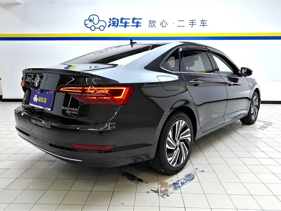 Volkswagen Sagitar