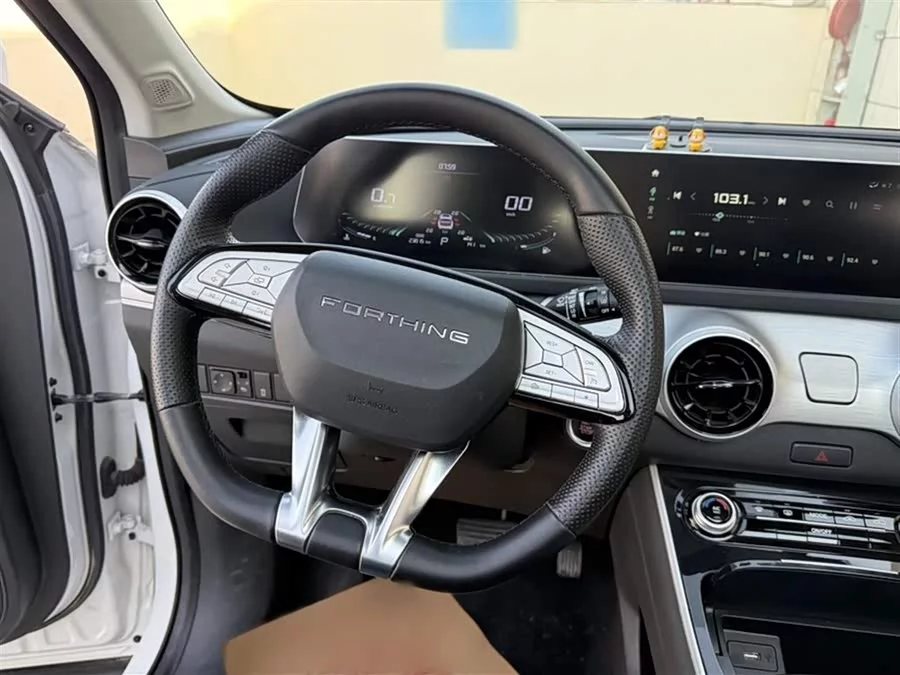 Dongfeng Fengxing T5 EVO