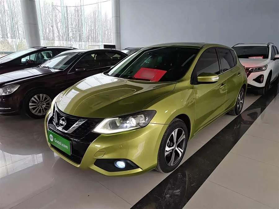 Nissan Tiida