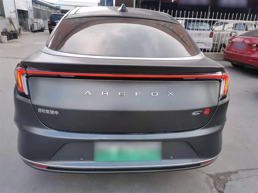 ARCFOX Alpha S