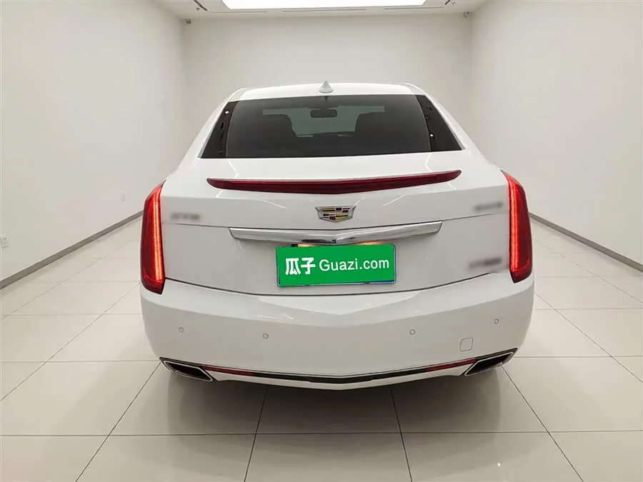 Cadillac XTS
