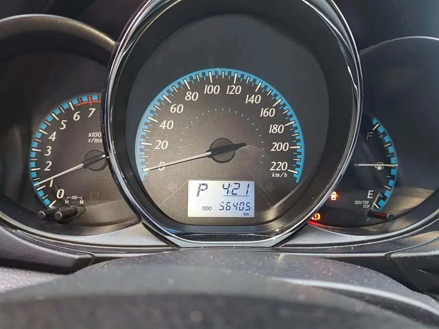 Toyota YARiS L Enjoy