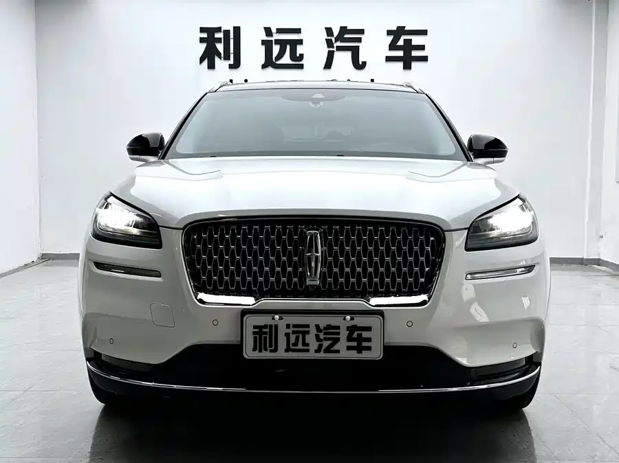 Lincoln Adventurer