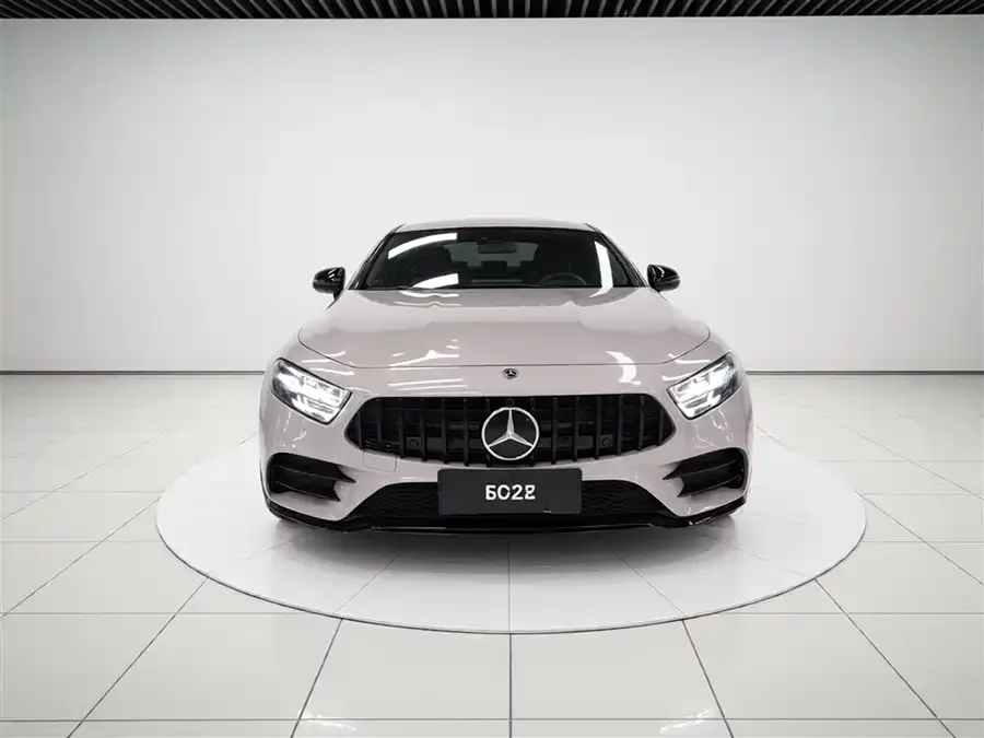 Mercedes Benz CLS