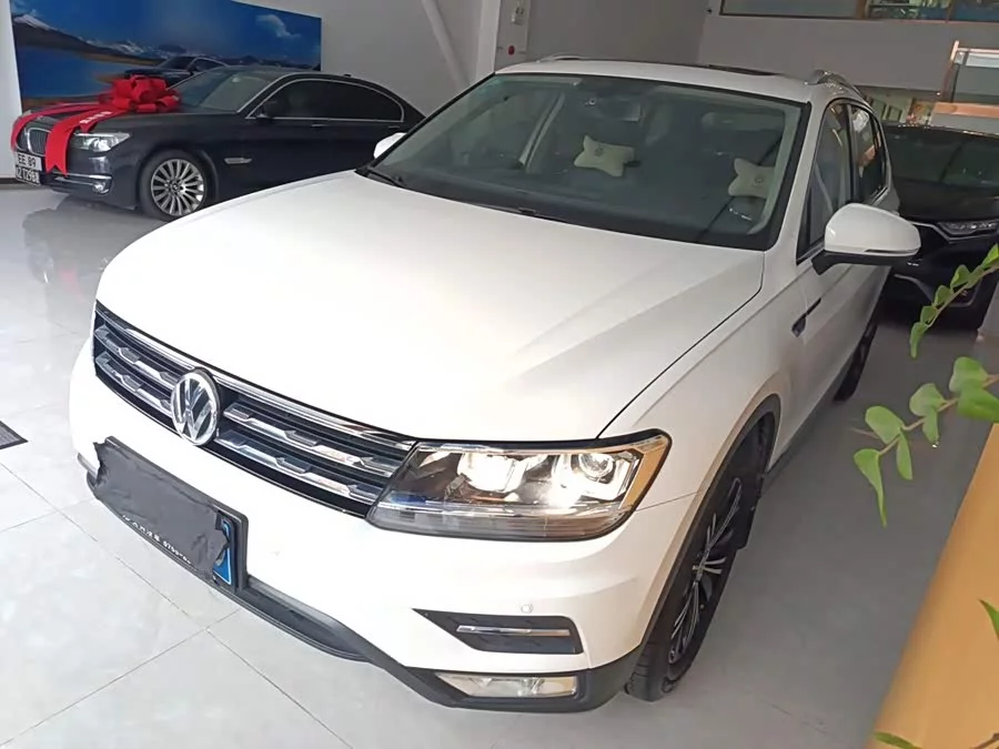 Volkswagen Tiguan L