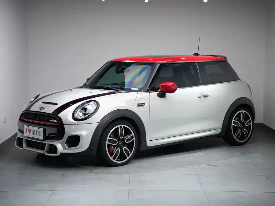 MINI JCW