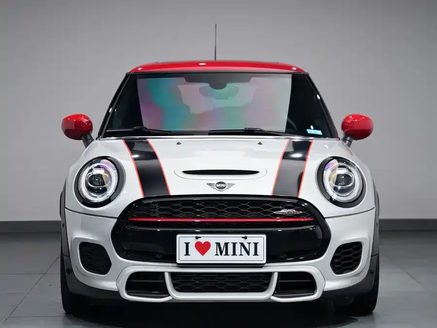MINI JCW