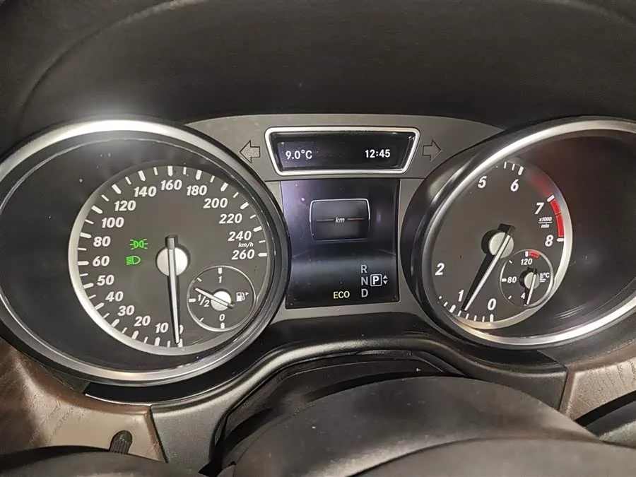 Mercedes Benz GL-Class