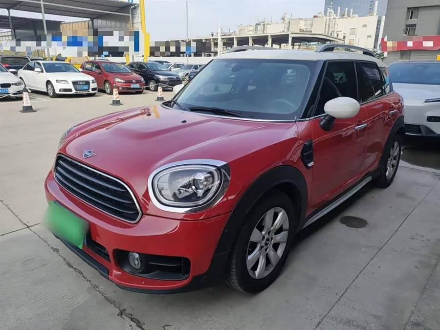 MINI COUNTRYMAN