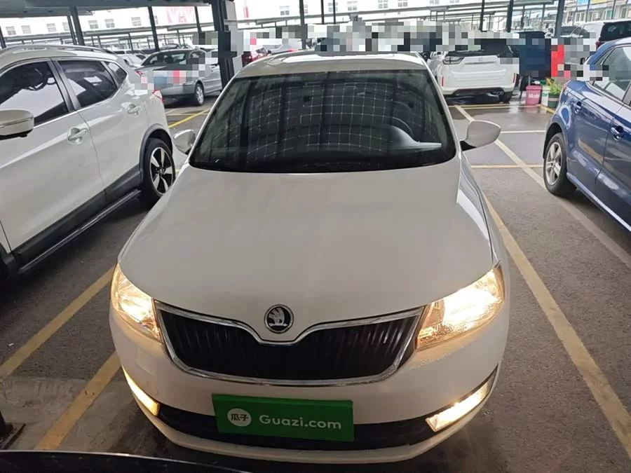 Skoda Rapid