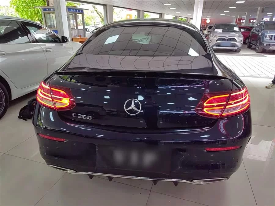Mercedes-Benz C-Class