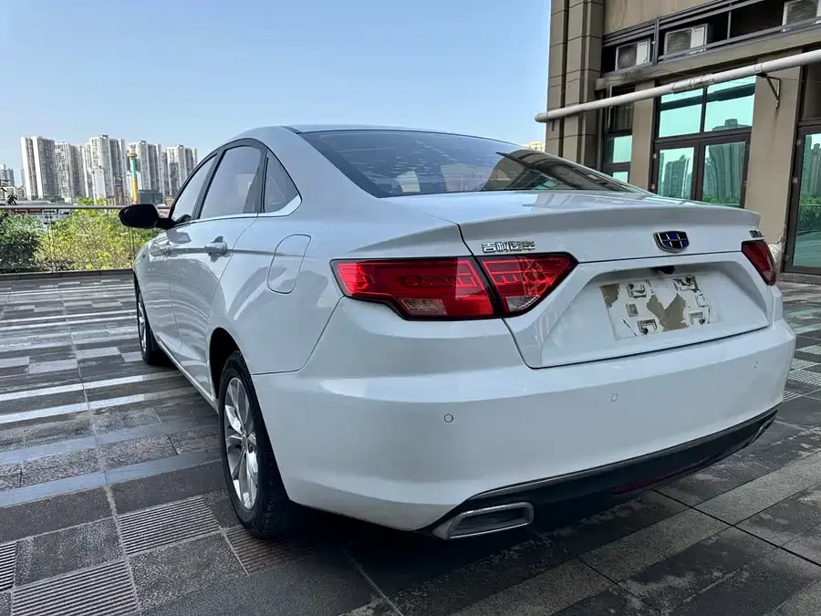 Geely Emgrand GL