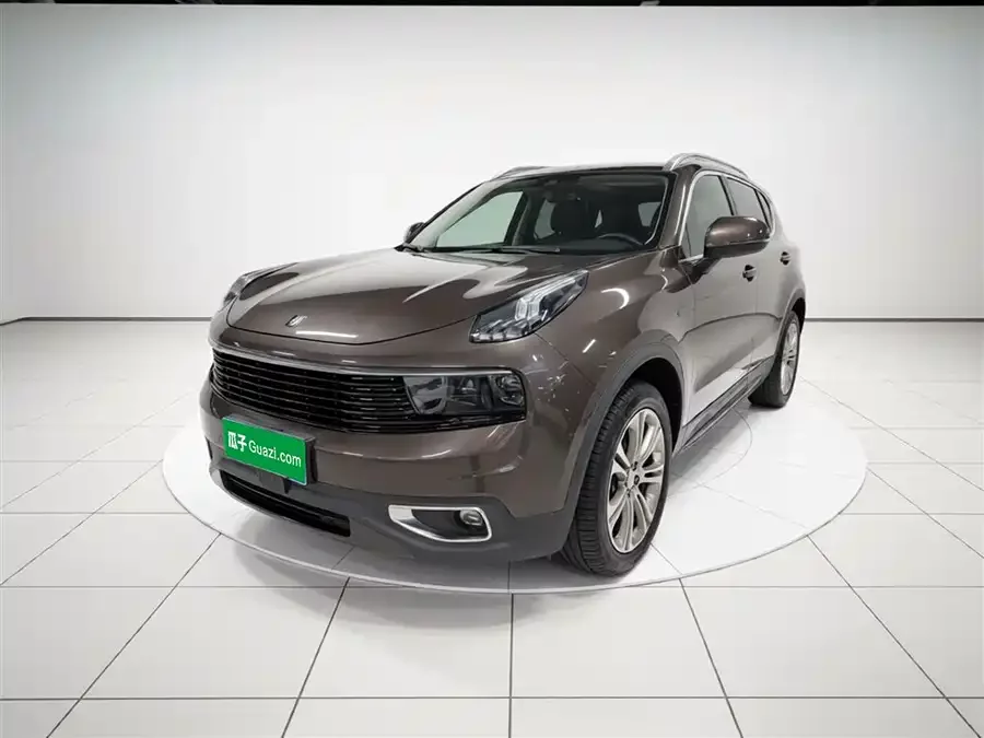 Lynk & Co 01