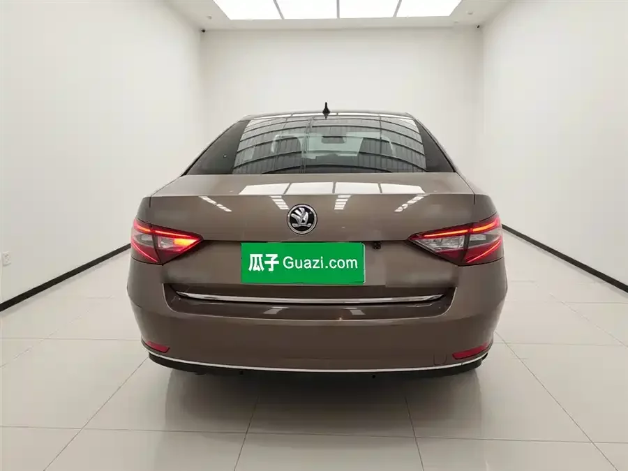 Skoda SuperB
