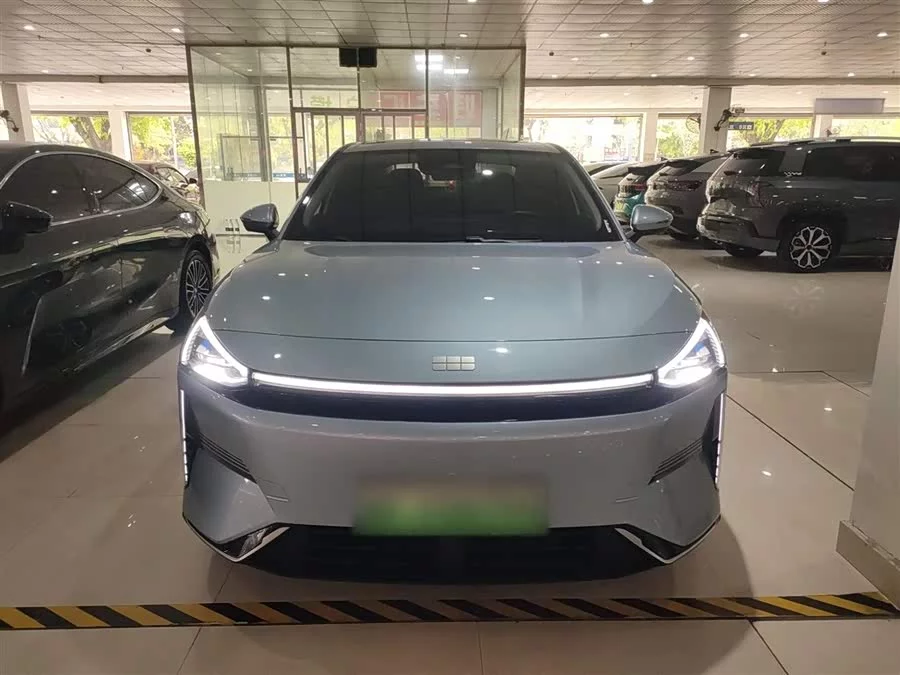 Geely Galaxy L6