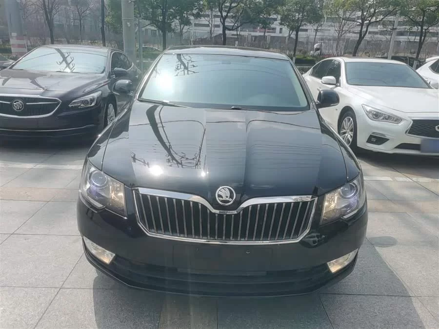 Skoda SuperB