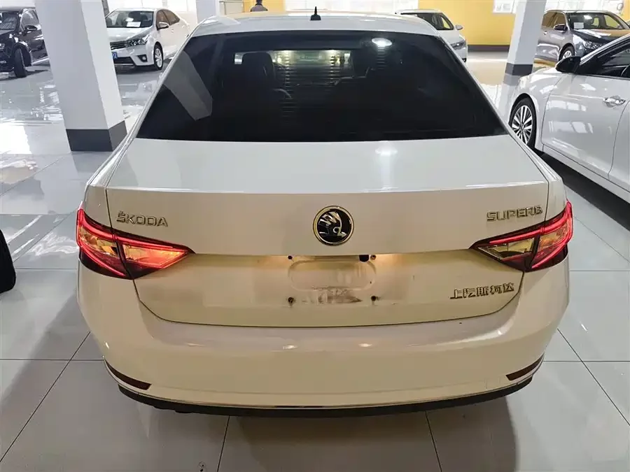 Skoda SuperB