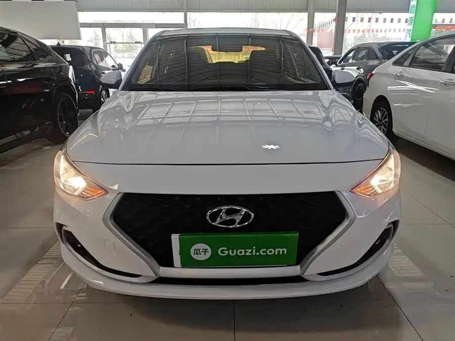 Hyundai Elantra / Celesta