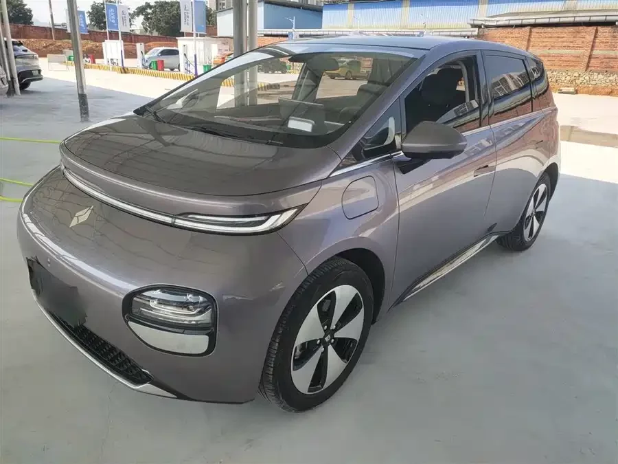 Baojun clouds