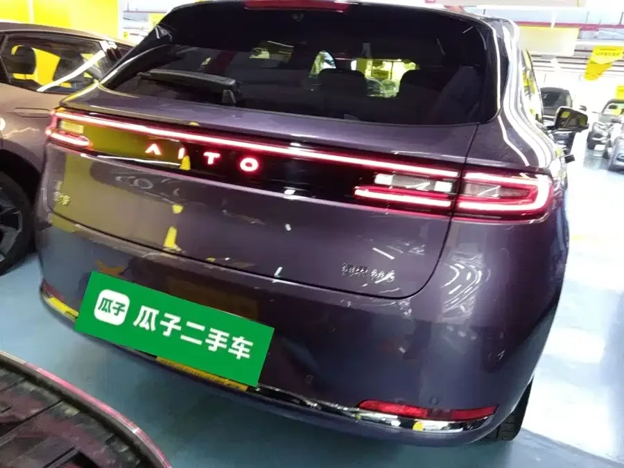 AITO Wenjie M5