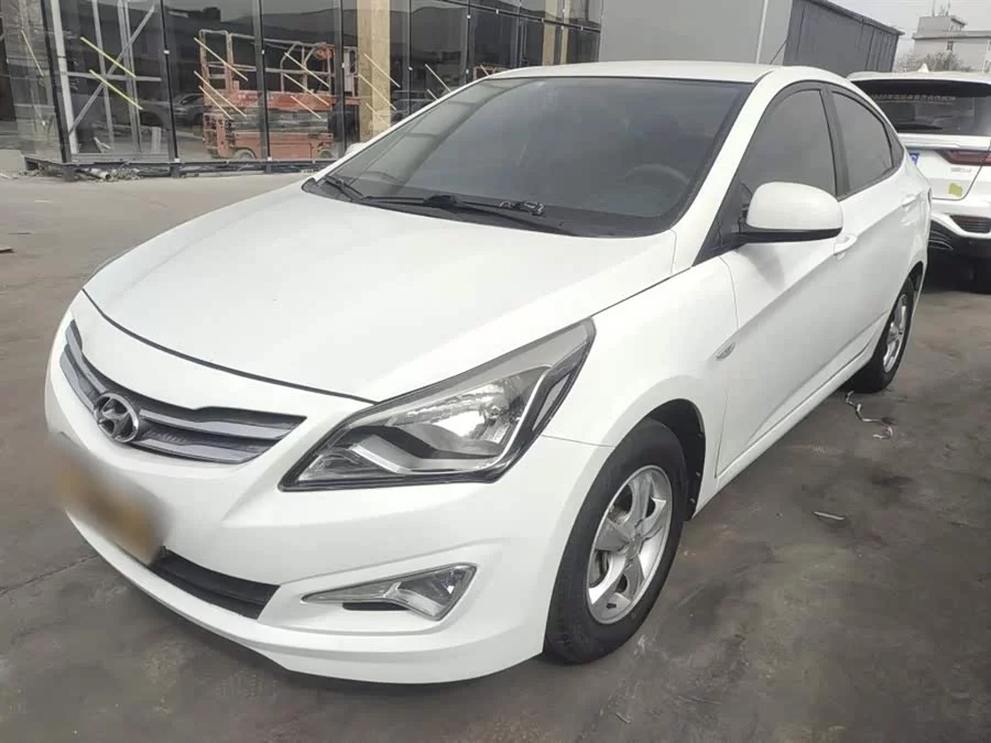 Hyundai Rena