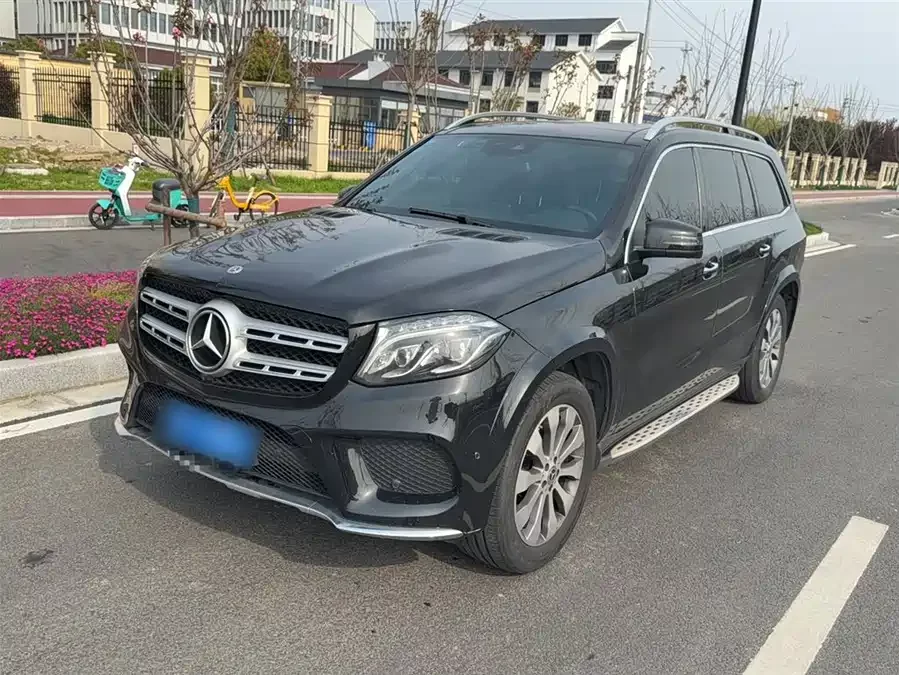 Mercedes Benz GLS