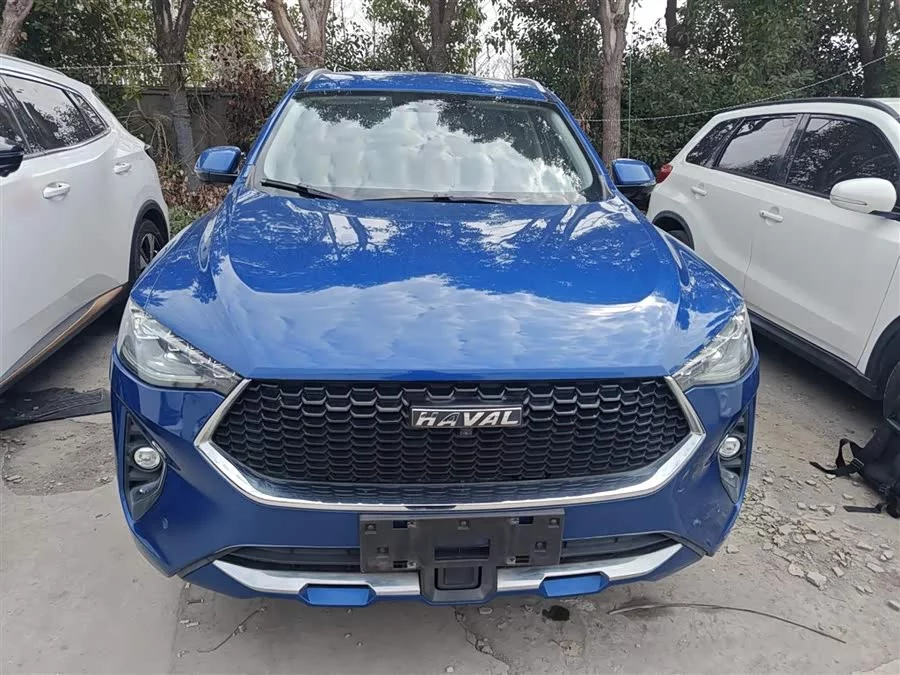 Haval F7