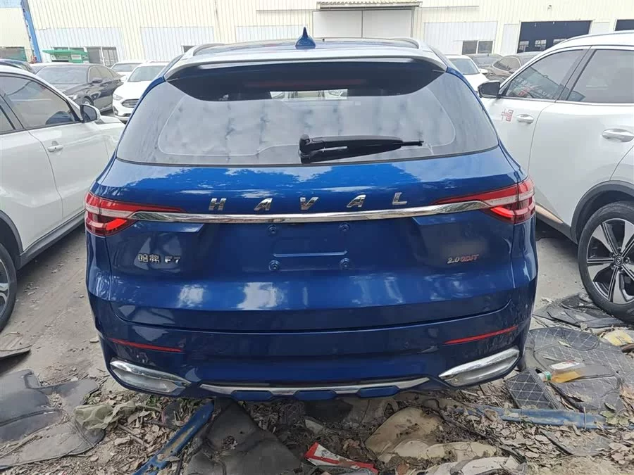 Haval F7