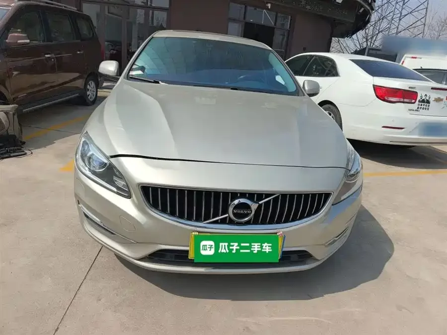 Volvo S60