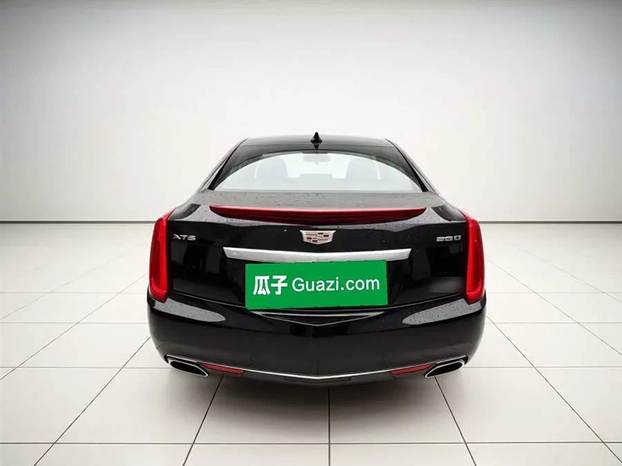Cadillac XTS