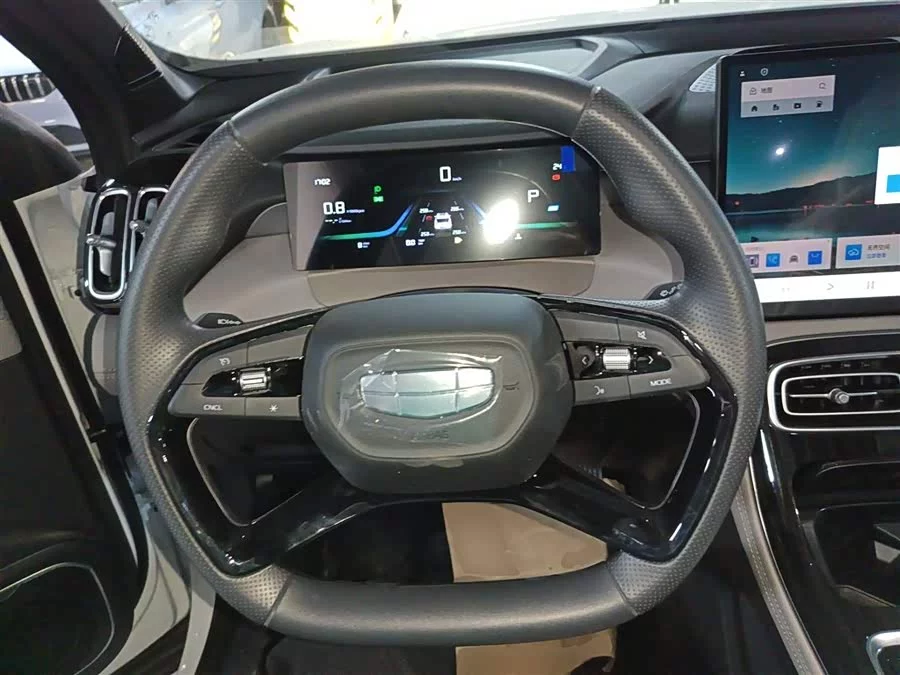 Geely Boyue L