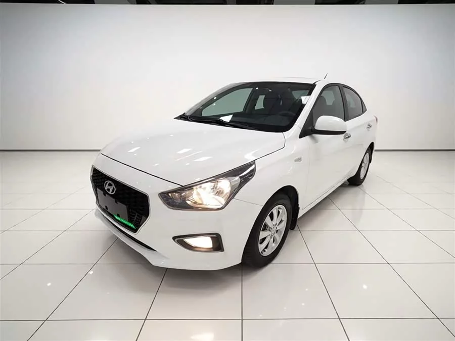 Hyundai Rena