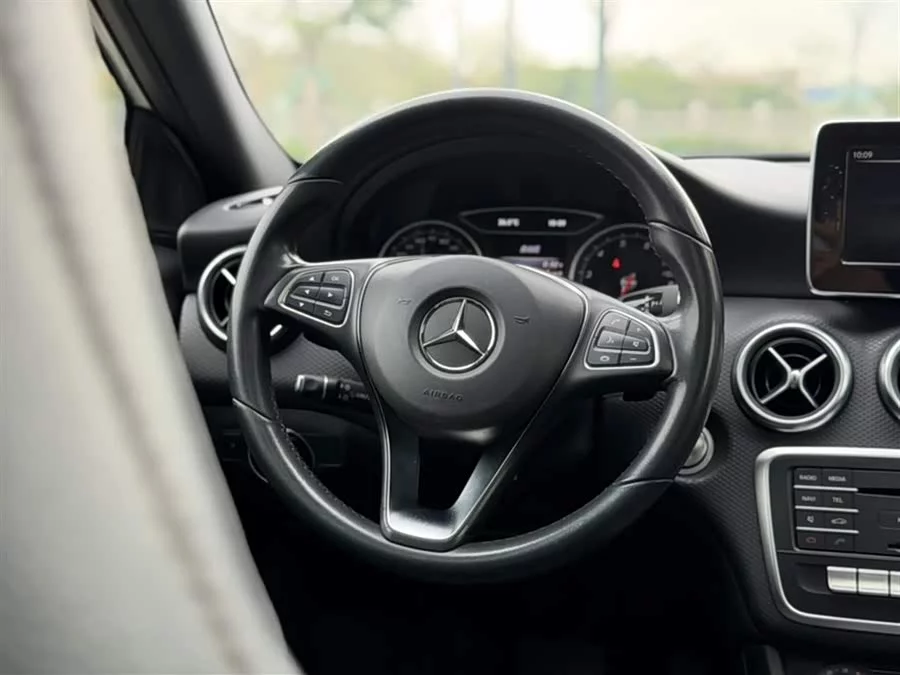 Mercedes-Benz Grade A