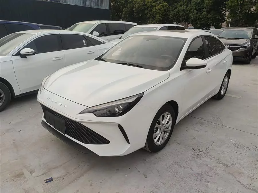 Roewe i5