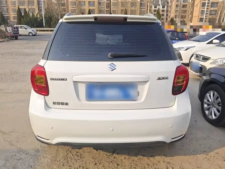Suzuki SX4