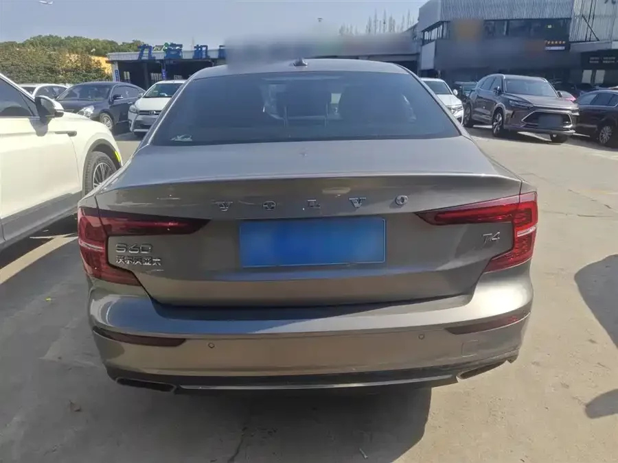 Volvo S60