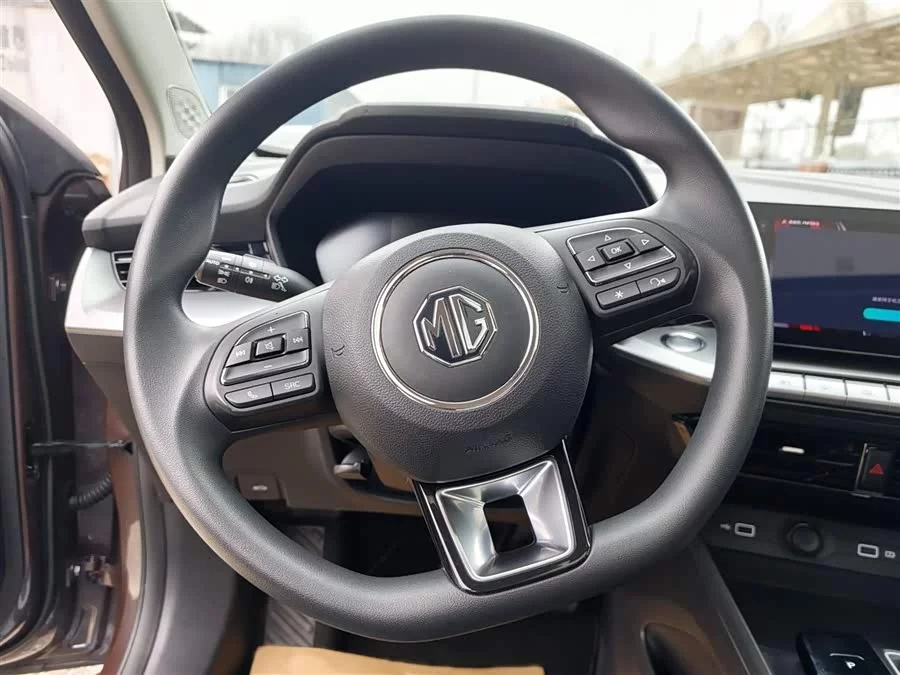 MG 5