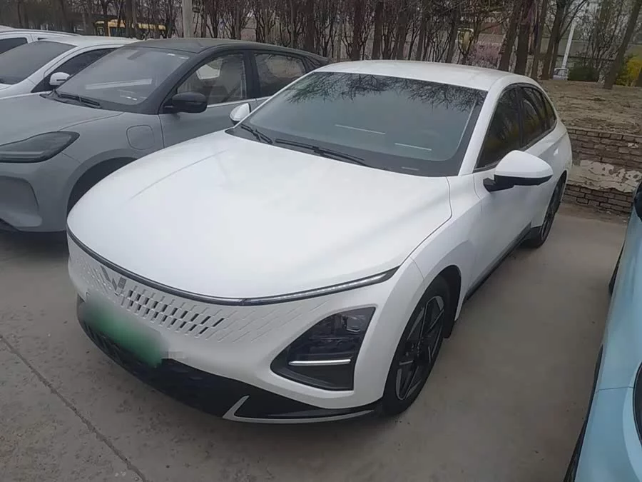 Wuling Starlight