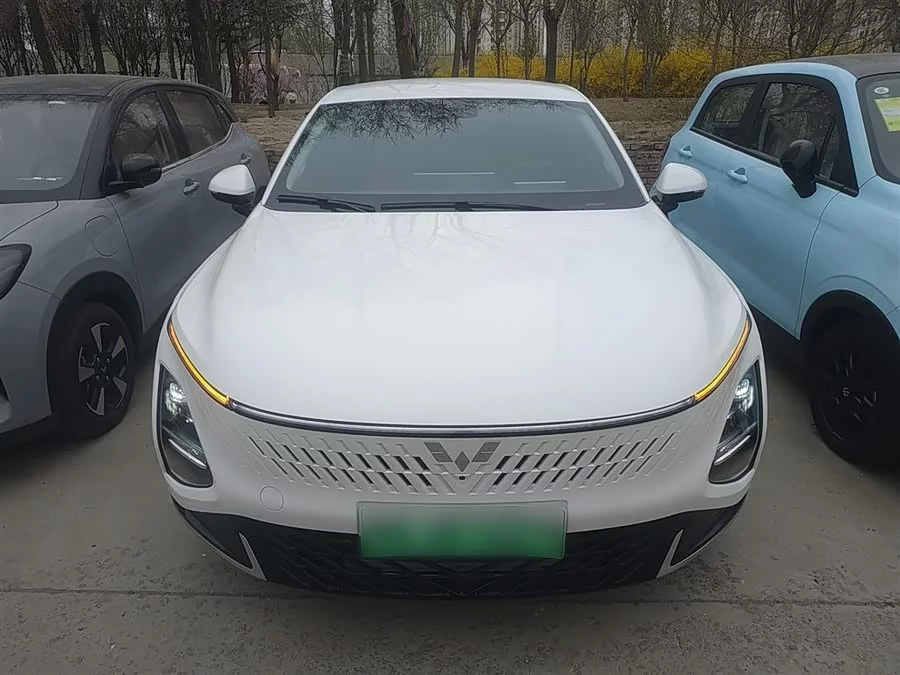 Wuling Starlight