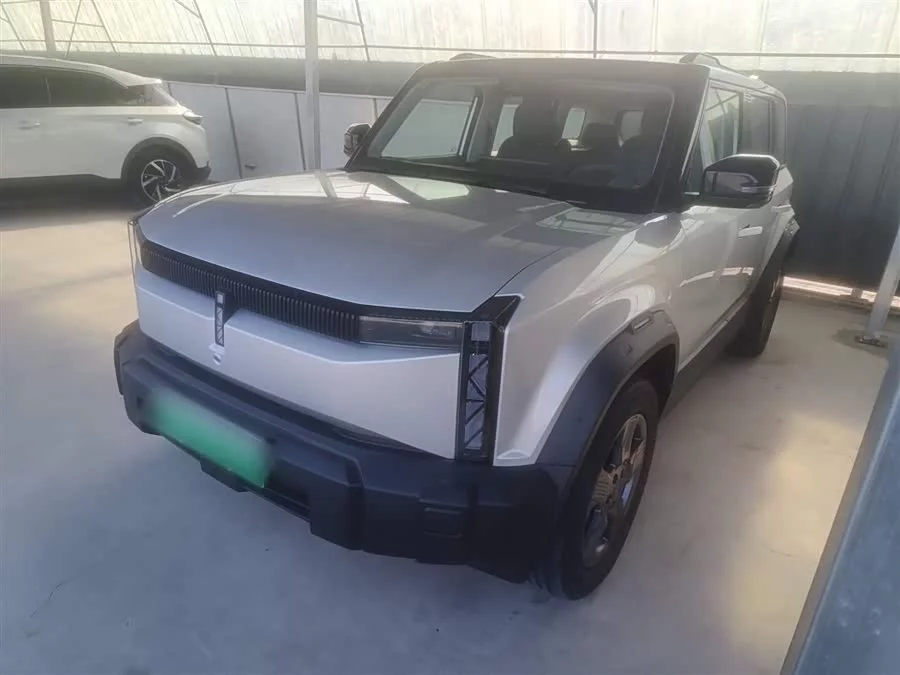 iCAR 03