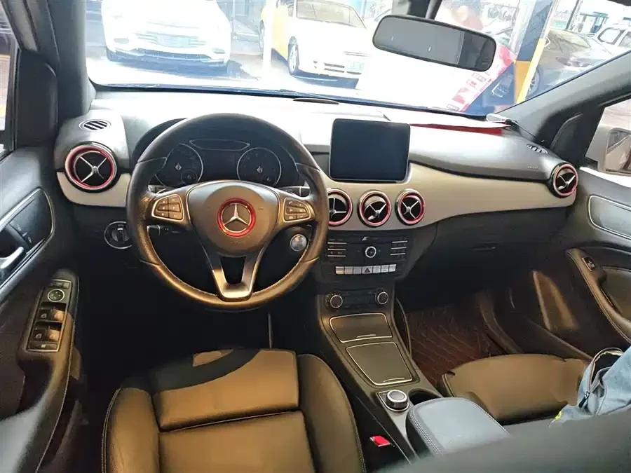 Mercedes Benz Class B