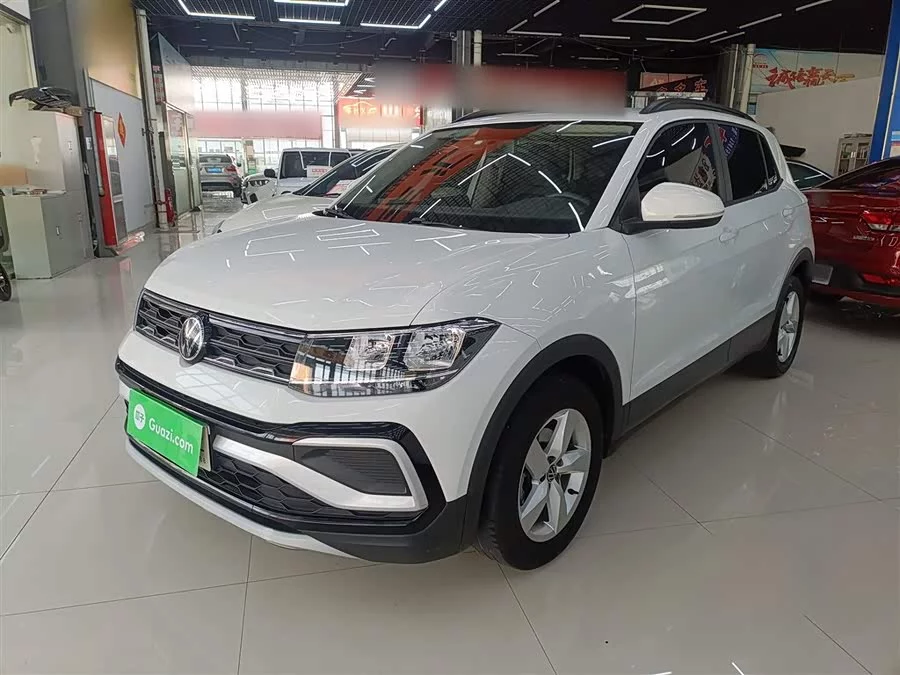 Volkswagen T-Cross (Tukai)