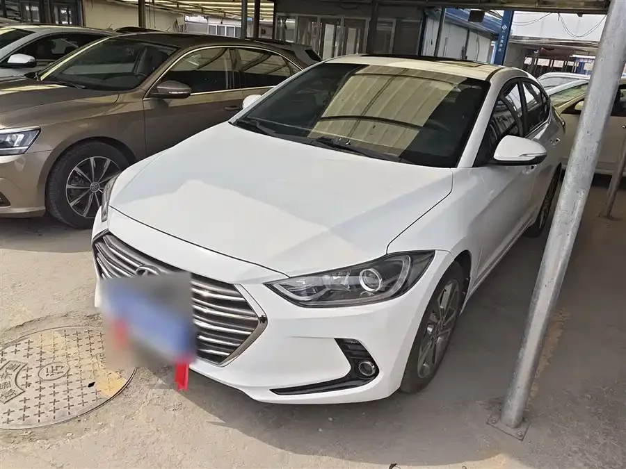 Hyundai elantra