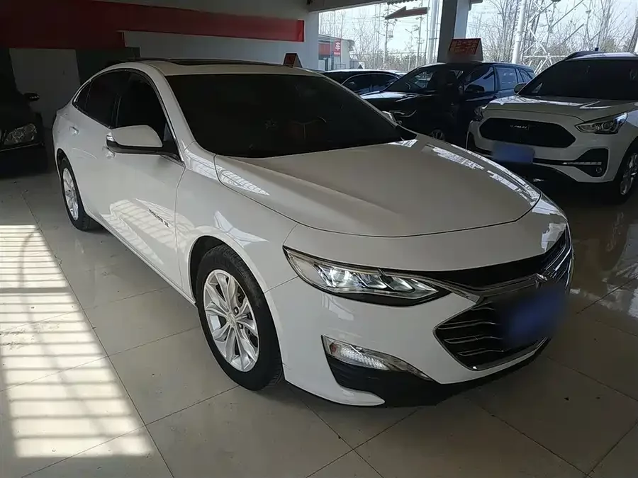 Chevrolet Malibu XL