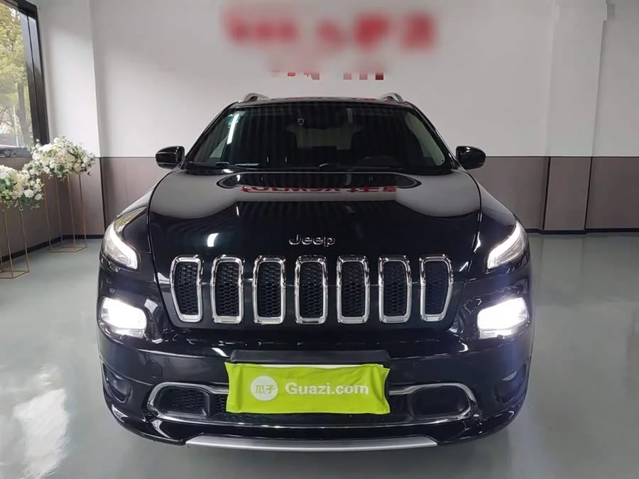 Jeep Cherokee