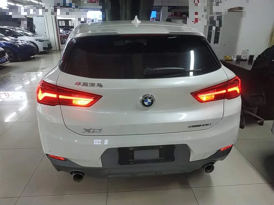BMW X2